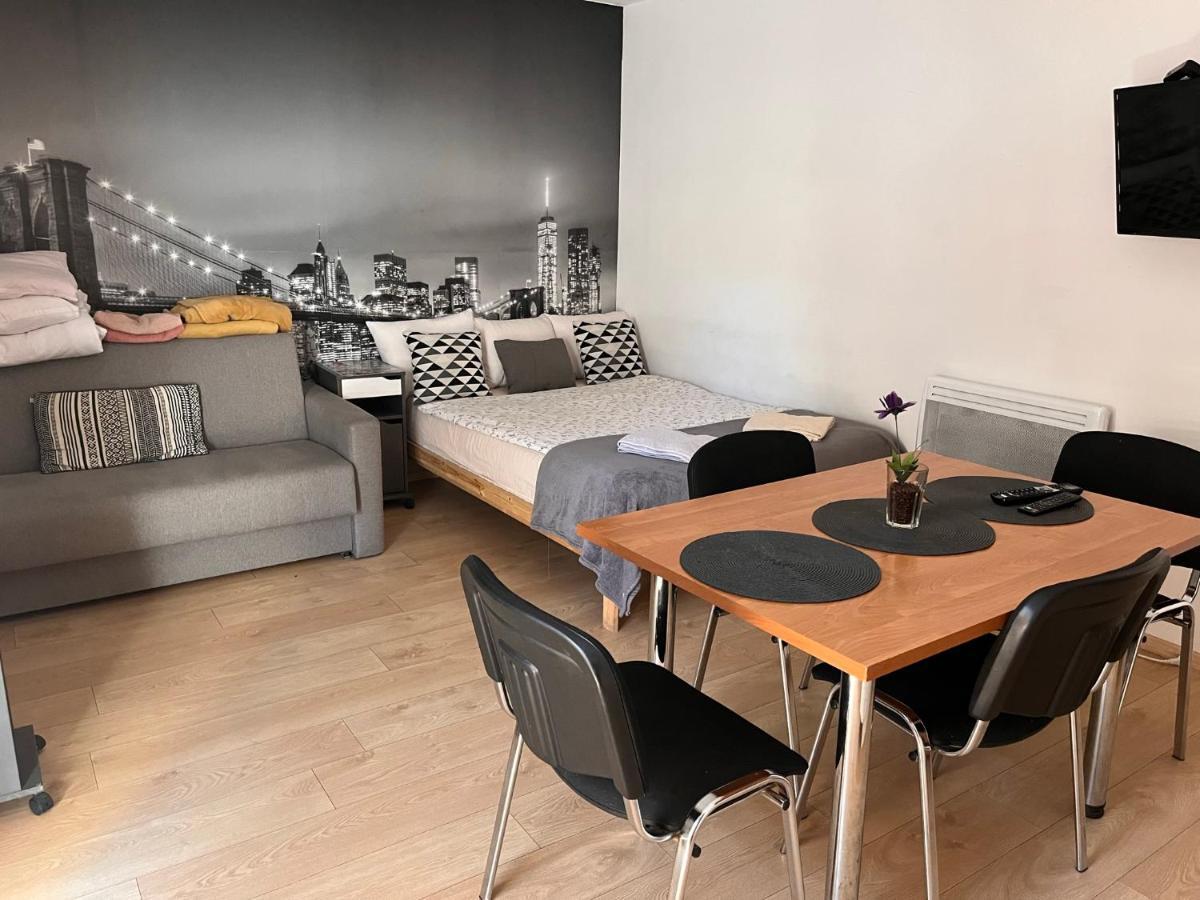 Homestay White Garden Oswiecim